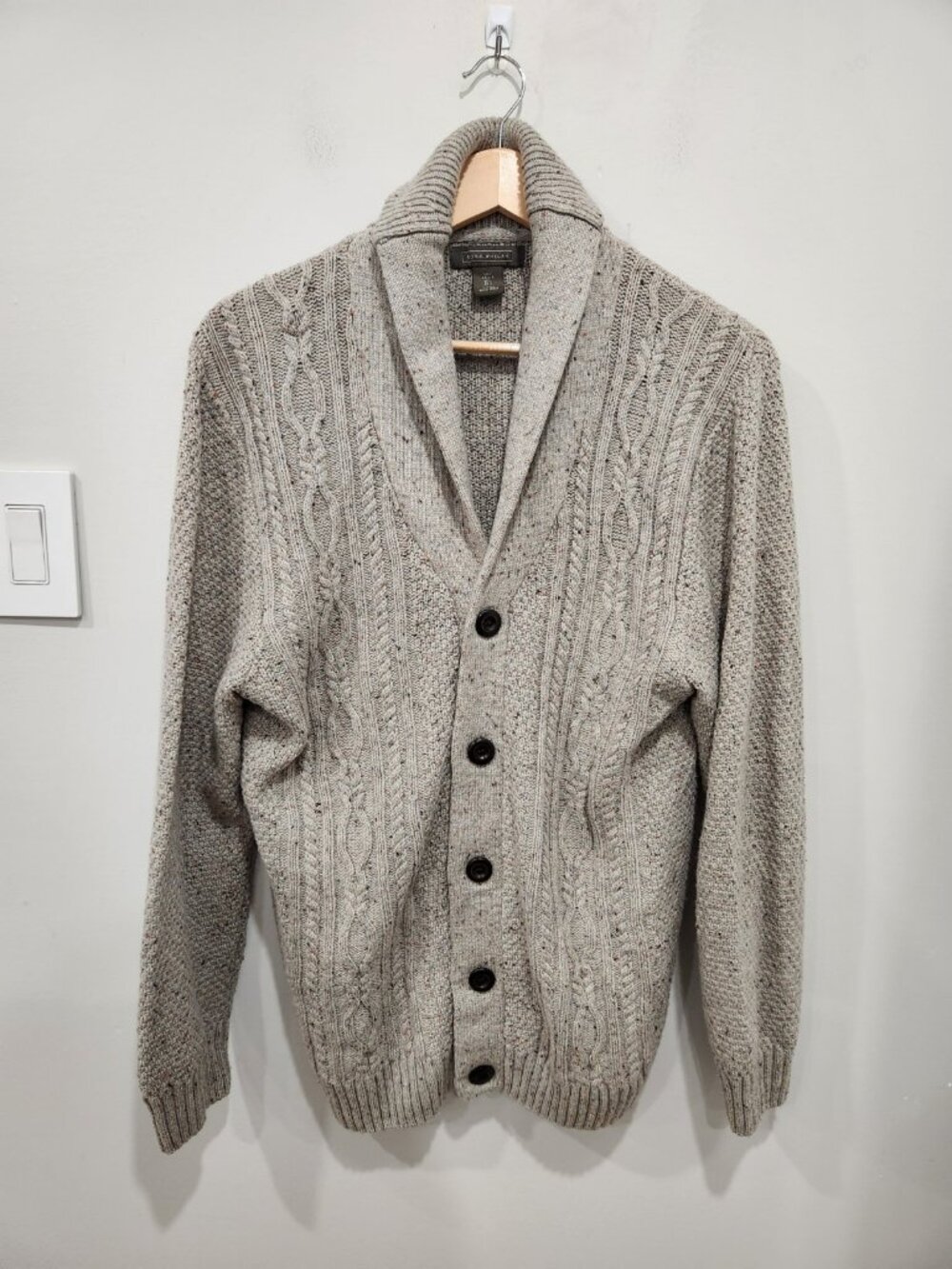 Rorie Whelan Cardigan Men’s L Beige Chunky Knit Cable Fisherman's Sweater